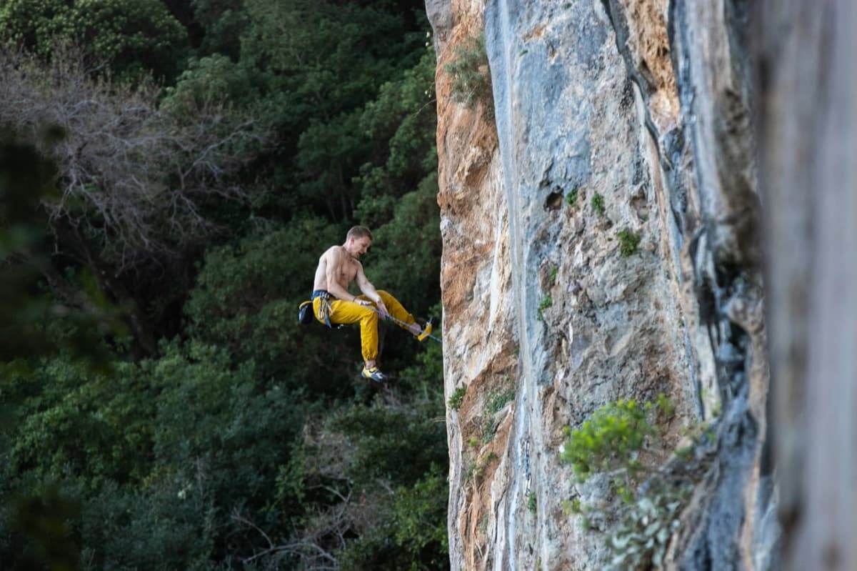 Fear and Efficiency in Climbing: How to Overcome the Fear of Falling